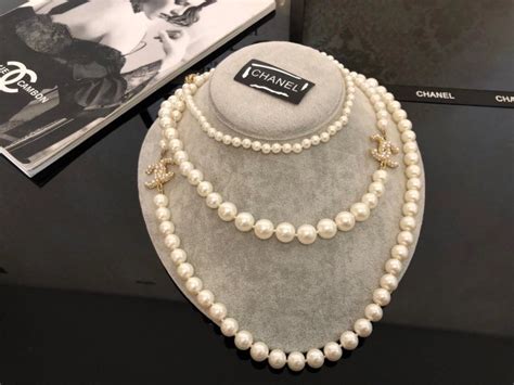 chanel pearl jewelry replica|chanel knockoff pearl necklace.